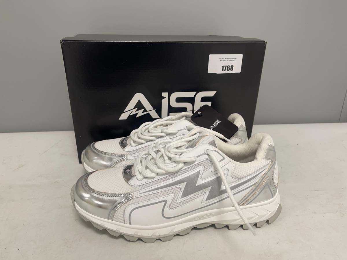 Lot Aise UK10 white chrome cosmo runner trainers -...