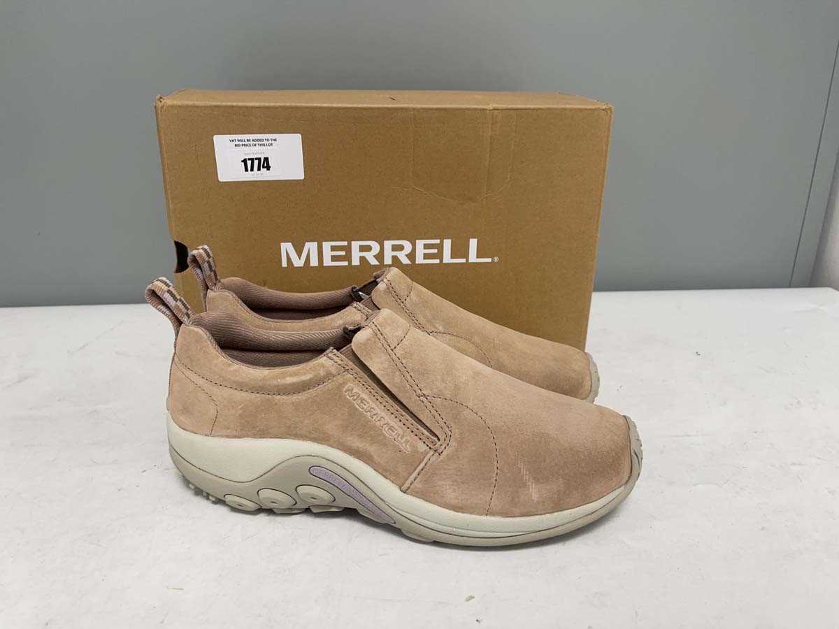 Lot Merrell UK8.5 jungle moc trainers in hazel -...