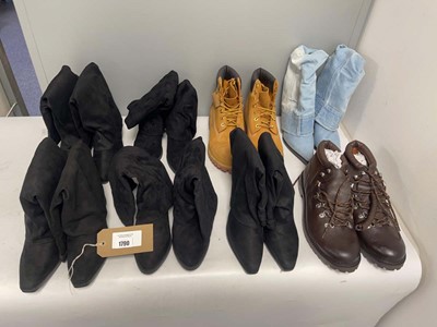 Lot 8x Pairs of boots to include Simmi, Timberland,...