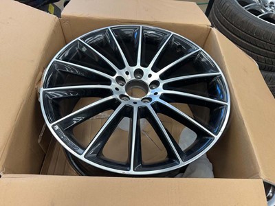 Lot 4165 - Set of 4 boxed Mercedes AMG alloy wheels. no...