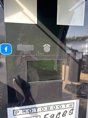 Lot 4341 - Photo booth, camera, laptop, screen etc