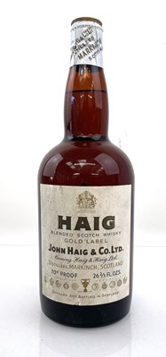 Lot 86 - An old bottle of Haig Gold Label Blended...