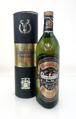 Lot 92 - A bottle of Glenfiddich Special Old Reserve...