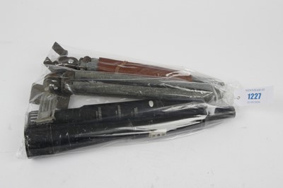Lot 1227 - 16-50x50 and 9-30x30 Orbit Zoom spotting...
