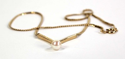 Lot 507 - A 9ct yellow gold flatlink necklace of...
